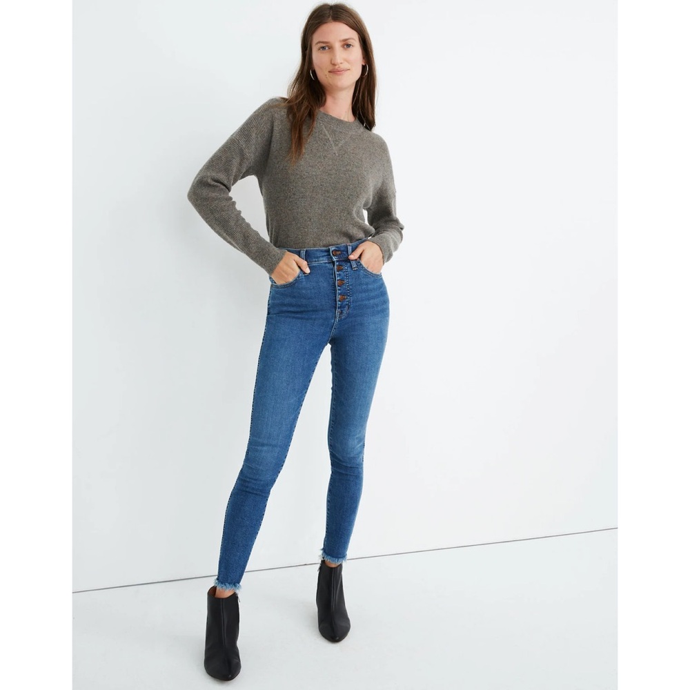 Madewell Petite 10" High-Rise Skinny Jeans in Mackey Wash: Button-Front Edition